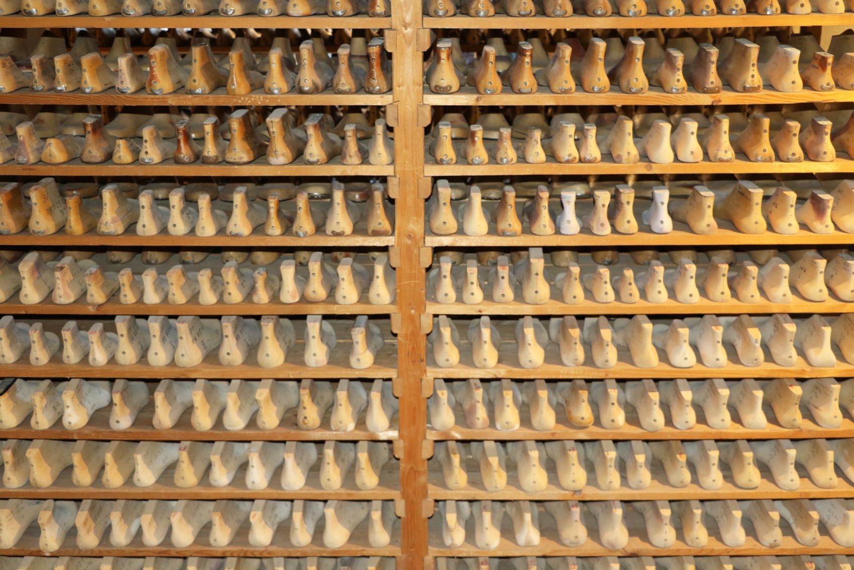 {nbase:fileProperty(propertyName: 'alternative', falId: {item})}